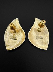 Vintage Trifari Gold Tone Leaf Earrings Ribbed Textured 1980s Signed Pair