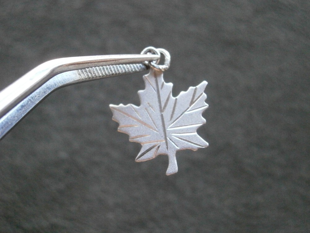 Maple Leaf Canada Vintage Bond Boyd Flat Sterling Silver Bracelet Charm Pendant