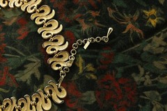 Vintage Rare Monet Gold Tone Swirl Fringe Panel Chain Necklace 17”