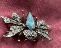 Vintage Pin Brooch Ladies Gold Bee Diamonds Rubies Opal Antique Estate