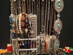 Vintage Jewelry Lot Earring Necklace Bracelet Over 6lbs + Estate Mix PLS READ