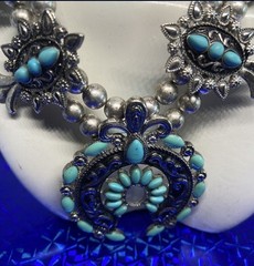 Elegant Vintage Silver Alloy Squash Blossom Statement Fleur De Lis Spider Faux