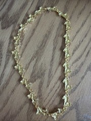 AVON Necklace Cat Kitten With Yarn Ball Link Necklace Shiny Retro Vintage 1980s