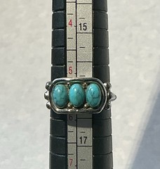 Vintage 1976 Avon Desert Azure Ring Faux Turquoise Cabochons Silver Tone SZ 5.25