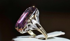 14k multi tone gold sz: 5 ring 5.50ct lab-created amethyst solitaire 6.72g
