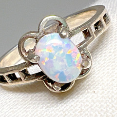 Sterling Silver Australian White Opal Ring Oval Cabochon Size 8 Vintage 2.5g