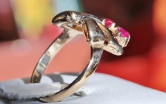 14k multi tone gold 1930’s size 6.5 bow ring 0.39ct treated ruby diamond 3.8gr