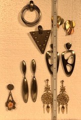 VTG Costume Jewelry Pierced Earrings Lot Studded Leather Wood Tri-toned Metal