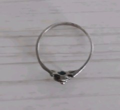 Vintage *Bent Band* Sterling Silver Onyx? Turtle Tarnished Ring Size 7.25