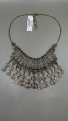 Lucky Brand Women’s Necklace Gold Tone Metal Semi Precious Accents