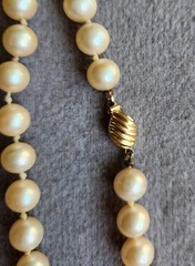 Vintage Marvella Single Strand Knotted Faux Pearl Necklace 28” Gold Tone Clasp