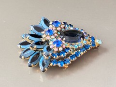 Vintage Verified JULIANA D&E Blue Two Toned Brooch/Pendant Bracelet Earring Set