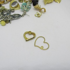 Jewelry Vintage Many pieces wearable 5 oz. Ring Earrings Pendants Stick Pin