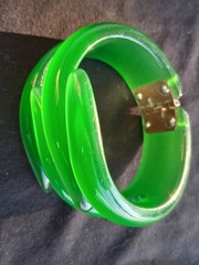 Eclectic Lot Of Vintage BAKELITE ,JOSEPH BENGAL, TRADE BEADS,AND MORE