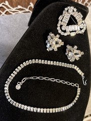 Vtg Gorgeous B. David Rhinestone Necklace Brooch & Screw Back Earrings