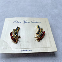 Vintage Patriotic Red White & Blue Rhinestone Cluster Gold Tone Clip On Earrings