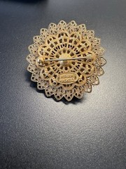 1950s MIRIAM HASKELL Rhinestone Gold tone Domed Flower Filigree Brooch
