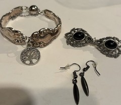 Romantic Victorian Style Silvertone & 925 Jewelry Lot (15)