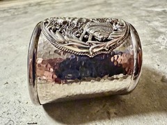 SARDA 925 Sterling Silver Seahorse Wide Cuff Bracelet 72.6g 7” Fit