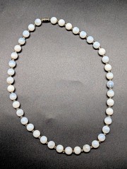 Vintage Opalite 10mm Bead Necklace 21″L Beautiful!