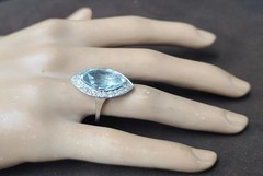Vintage Platinum Engagement Ring 5.50ct.Natural Sky Blue Marquise Aquamarine