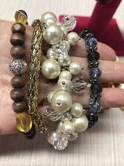 15 Vintage Womens Bracelets Assorted Shades Styles Beads & Free Shipping