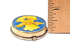 VTG Blue Cloisonne Yellow Iris Flower Pendant Enamel 22kt & 8kt Gold & Sterling
