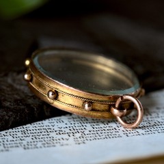 LOVELY ANTIQUE VICTORIAN ENGLISH 9K GOLD DOUBLE LOCKET PENDANT c1890