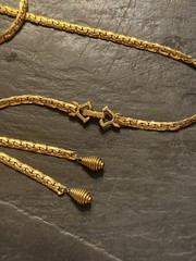 Vintage Goldette NY Guilloche Pink Roses Slide Lariat Necklace gold tone chain