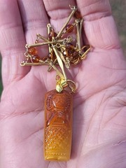RAREST! VINTAGE EGYPTIAN LADY MUMMY SARCOPHAGUS PENDANT VTG GLASS BAR NECKLACE