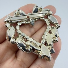 Vintage White Milk Glass Prong Set Heart Brooch Pin Accent Clear Rhinestones 2”