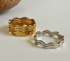 Vintage Avon Ring Lot of 5 from the 70’s 80’s Various Adjustable Sizes see photo