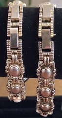 FMD Vintage Cameo Watch Bracelet Set Gold Tone MOP Face 7″ Adjustable Working