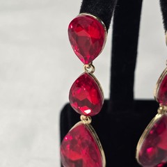 Bijoux Bar Red Crystal Dangle Three-Tiered Red Teardrop Crystals Gold Setting