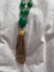 VINTAGE CROWN TRIFARI L’ORIENT ASIAN INSPIRED JADE TASSEL NECKLACE