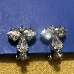 Vintage Clear Rhinestone Clip On Earrings Silver Tone 0.6 Inch