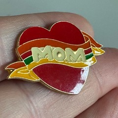 Vintage MOM Red Heart Ribbon Enamel Lapel Pin Mother’s Day Gift