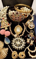 Vintage Estate Costume Jewelry Lot ! MONET, AVON and more!