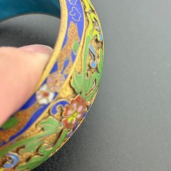 Vintage Womens Bangle Bracelet 2.5in Multicolor Cloisonne Enamel Floral Jewelry