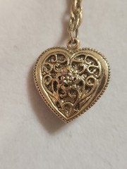 1928 Marked Heart And Bow Dangle Necklace 17 Inches