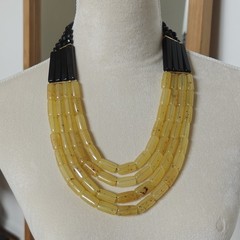 Statement necklace high quality Yellow and Black beads