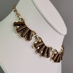 Vintage Necklace Clip On Earrings Set Brown Logs Gold Tone SHORT 13″
