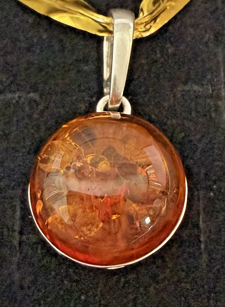 PL Modernist 925 Sterling Silver Open Work Scroll Design Amber Slide Pendant