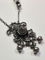 Vintage LIZ PALACIOS Necklace Dainty Crystal Pearl Black & Grey Delicate Signed