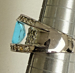 VTG. SZ.7 BLUE TOPAZ COLOR CLEAR CRYSTALSDOME COCKTAIL RING