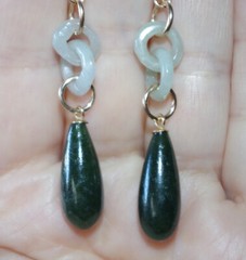 14K Vintage Interlocking Large Jade Elongated Leverback Earrings
