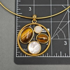 Vintage Joan Rivers Tiger Eye Omega Necklace 12″ Gold Choker Pendant