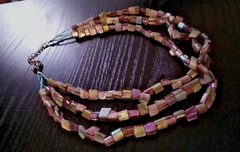 nulticolor Mother of Pearl necklace multi strand beach boho vintage 90s