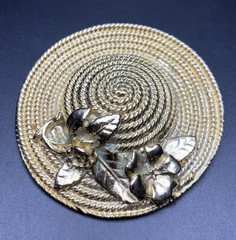 Sun Hat Brooch Pin Floral Flower Gold Tone Summer Wide Brim Vintage