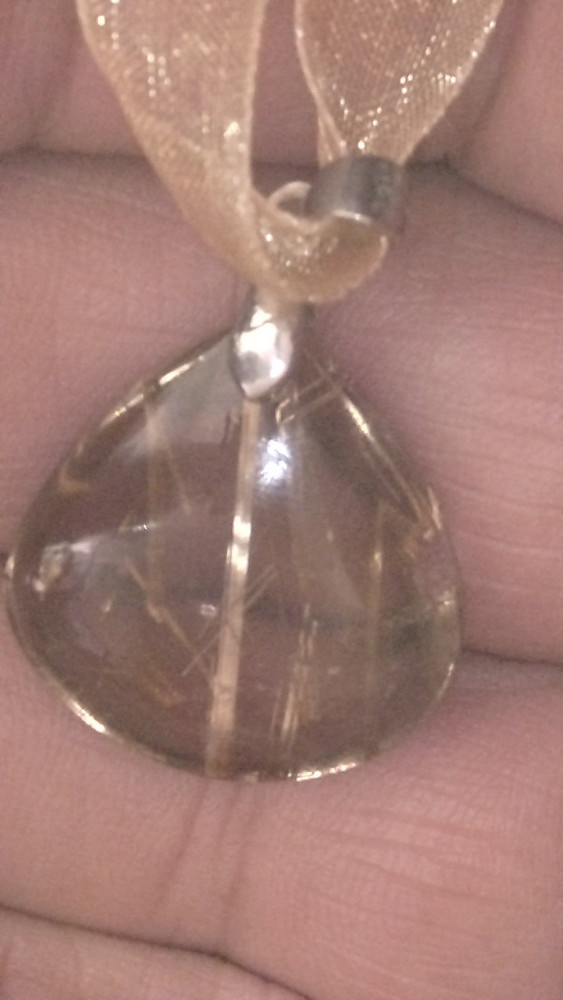 Necklace Rutilated Smokey Quartz pendant necklace – approx 32cts